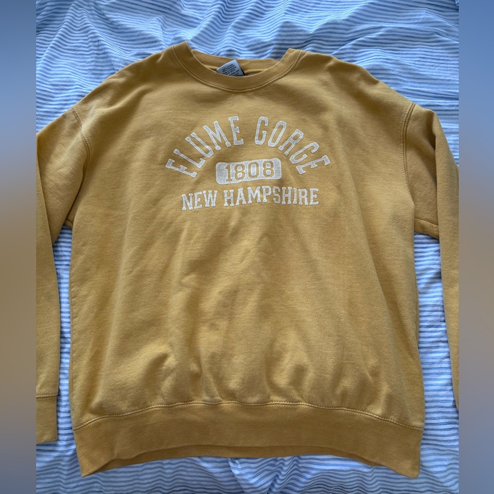 Prairie Mountain Flume Gorge New Hampshire 1808 Mustard Sweatshirt